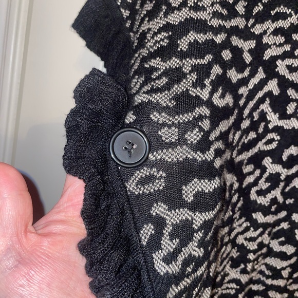 Joseph A Houndstooth Turtleneck Poncho - Picture 2 of 5